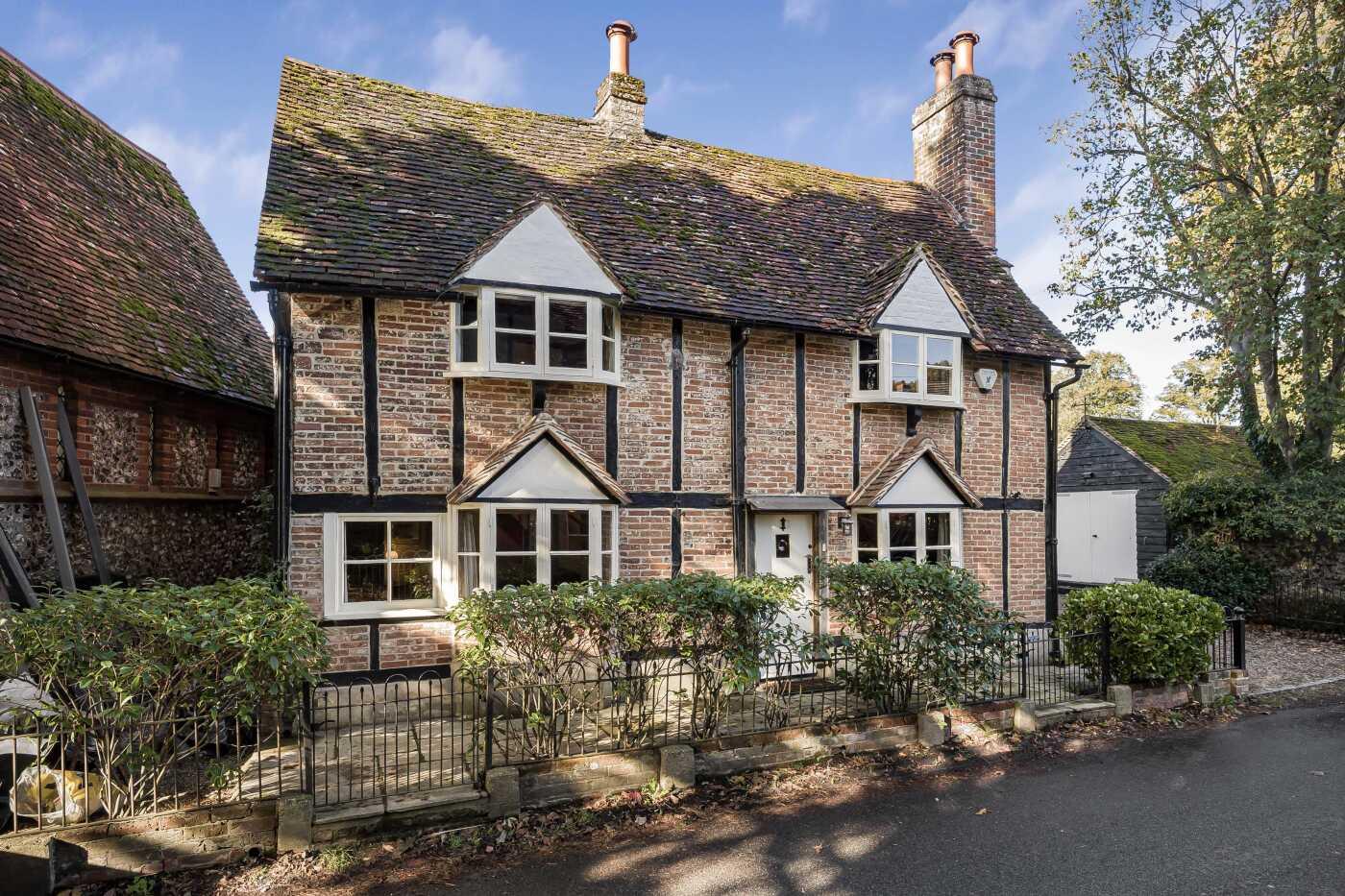 Skirmett, Henley-On-Thames